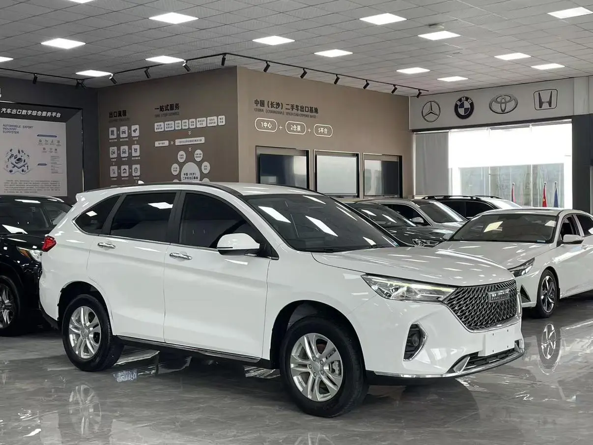 Haval M6 2021 PLUS 1.5T DCT Smart Connected