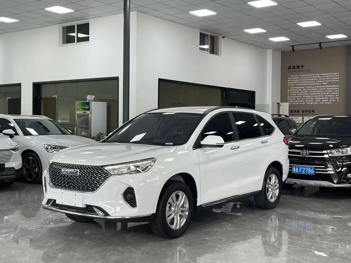 Haval M6 2021 PLUS 1.5T DCT Smart Connected
