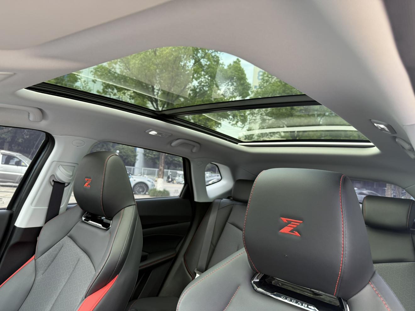 Changan Oshan Z6 2022 Blue Whale 1.5T DCT Smart