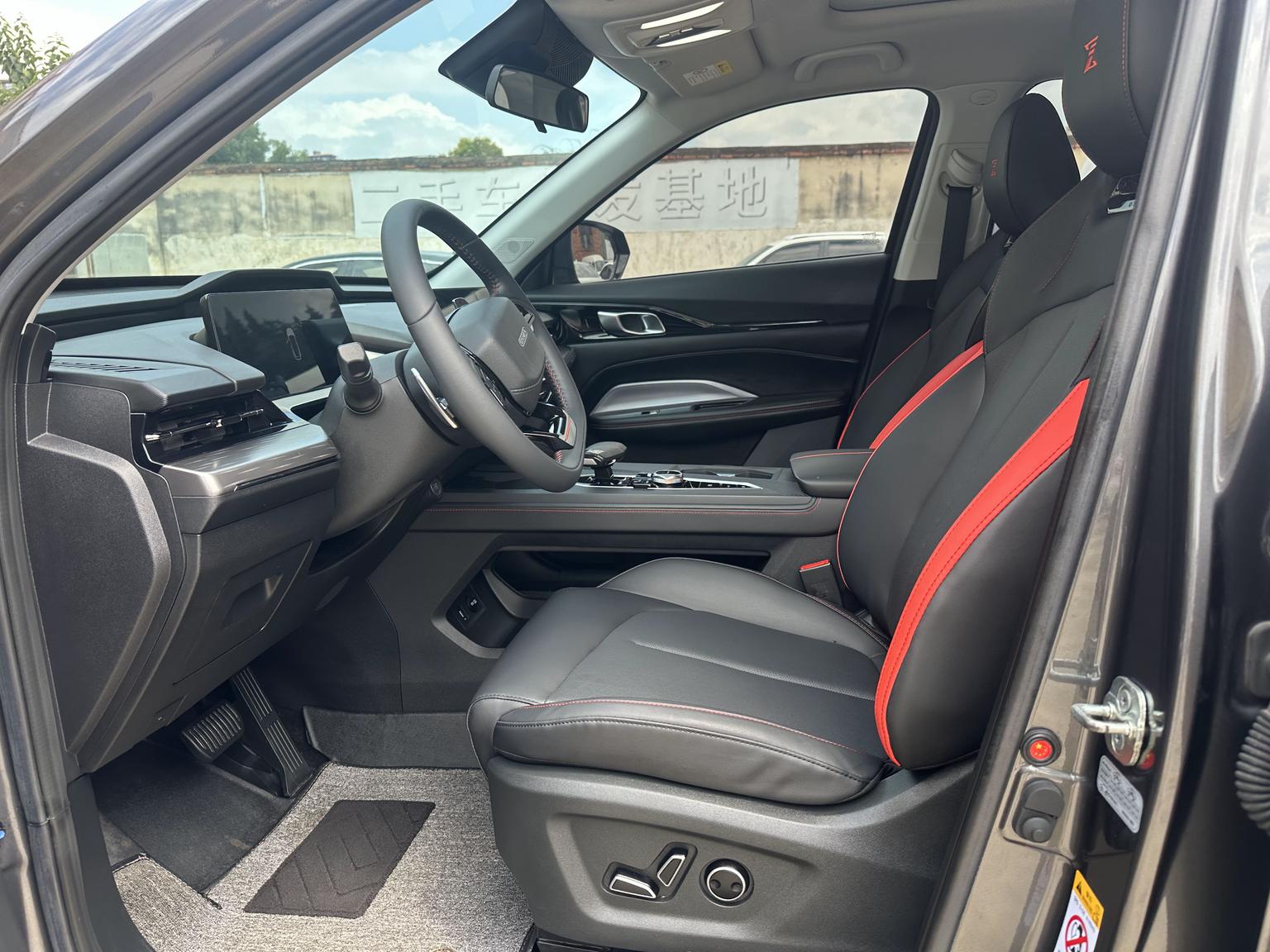 Changan Oshan Z6 2023 Blue Whale 1.5T DCT Smart Leading