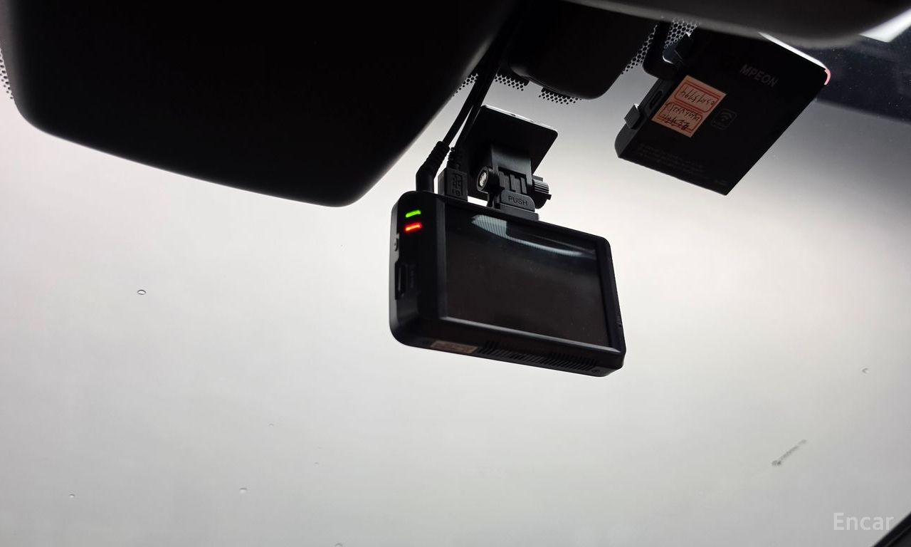 Lexus UX250h 2.0 AWD 2019
