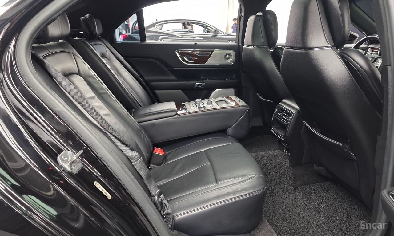Lincoln Continental 10th Generation 3.0 AWD 2017