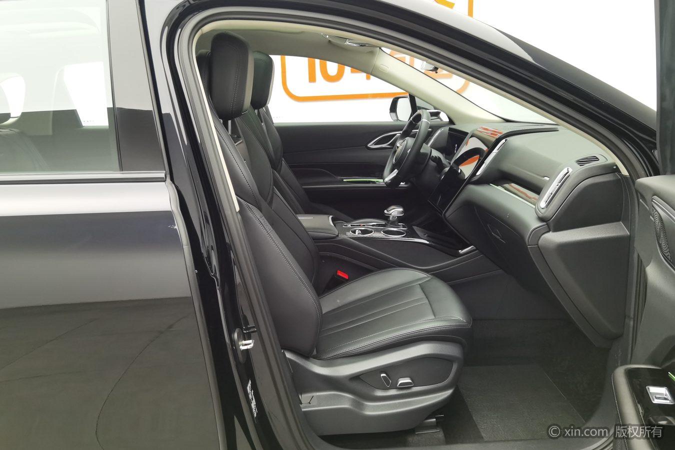 Hongqi HS3 2023 1.5T