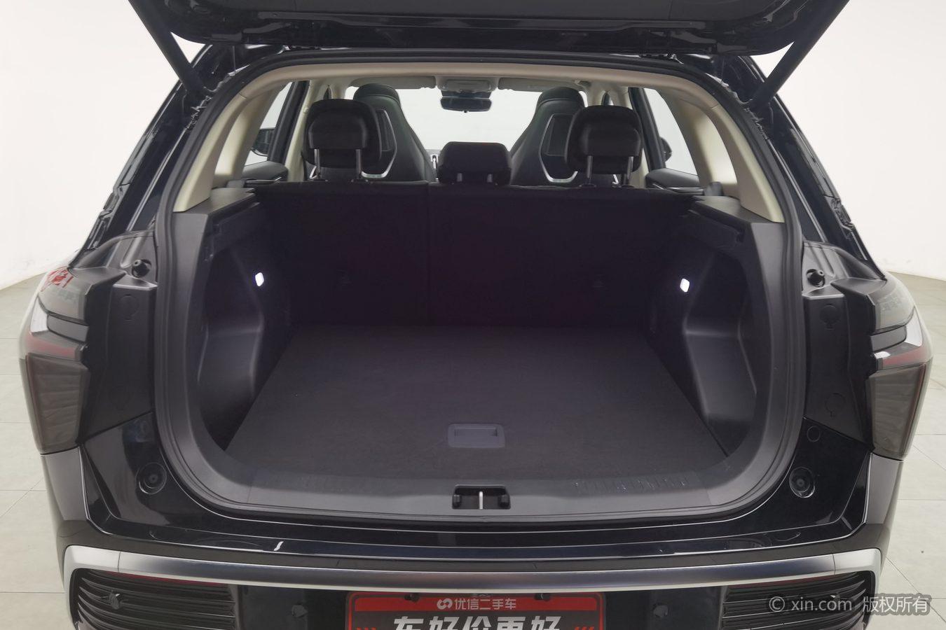 Hongqi HS3 2023 1.5T