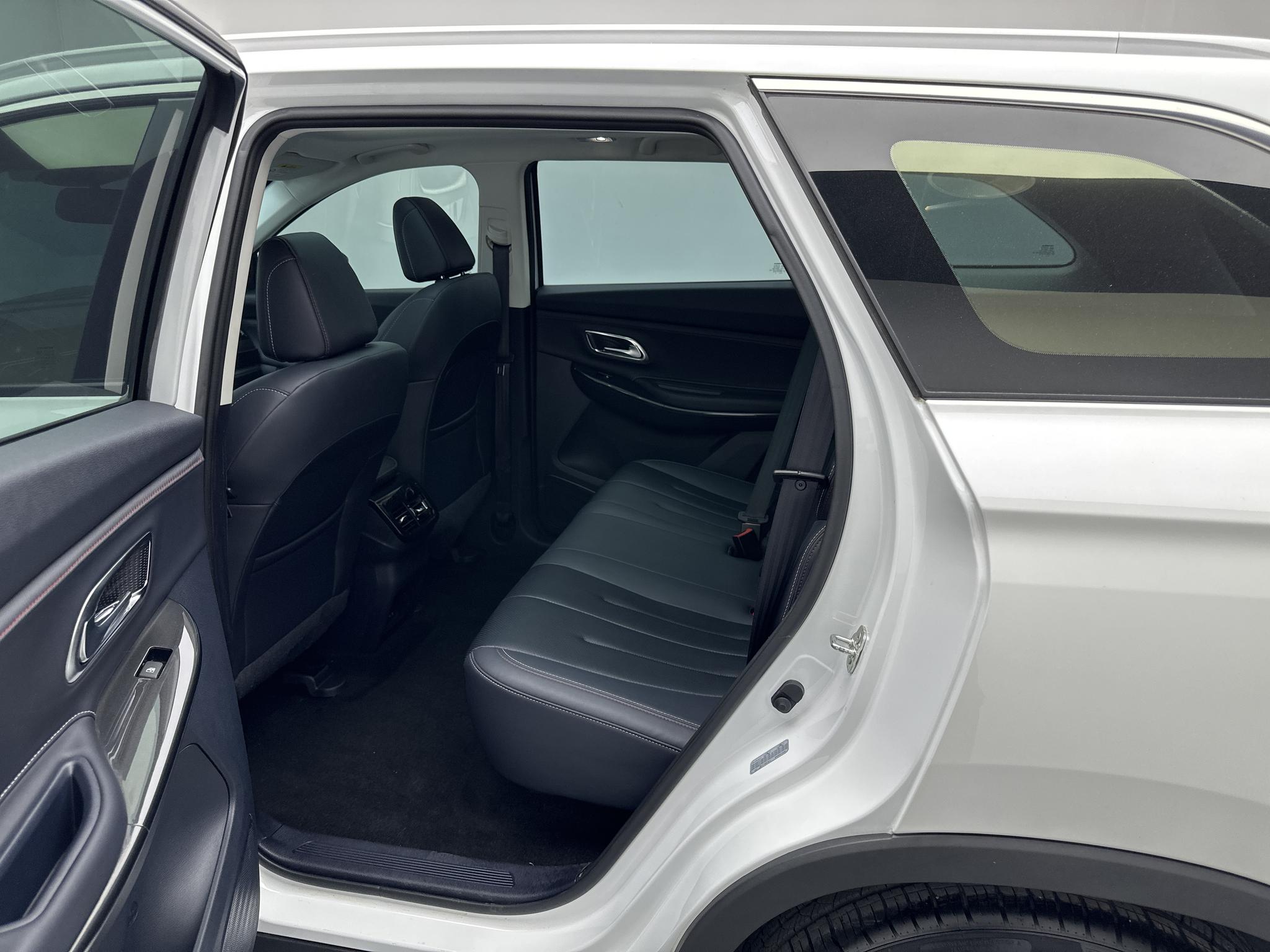 Changan Oshan X7 2021 1.5T Auto