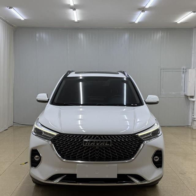 Haval M6 2023 PLUS 1.5T DCT Luxury Connected