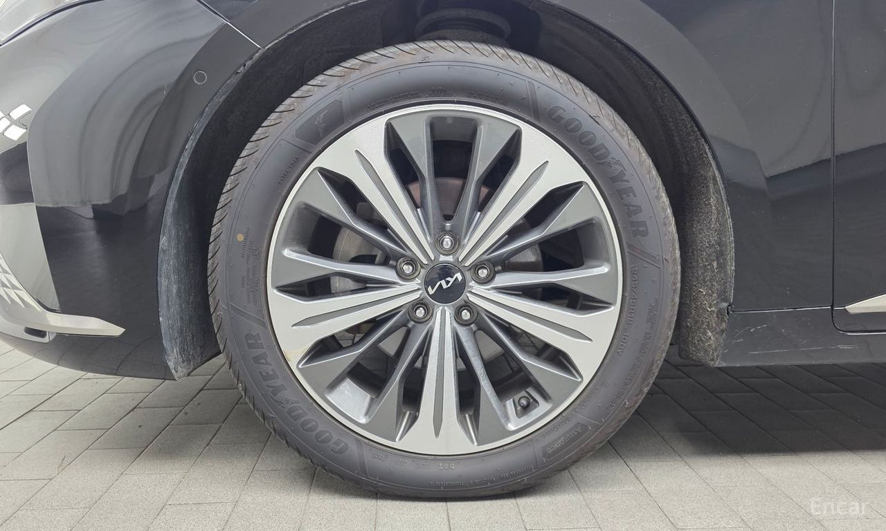Kia K8 Hybrid Signature 2023