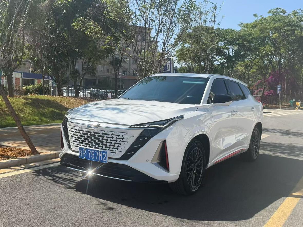 Changan Oshan Z6 2023 Blue Whale 1.5T DCT Smart Cruise