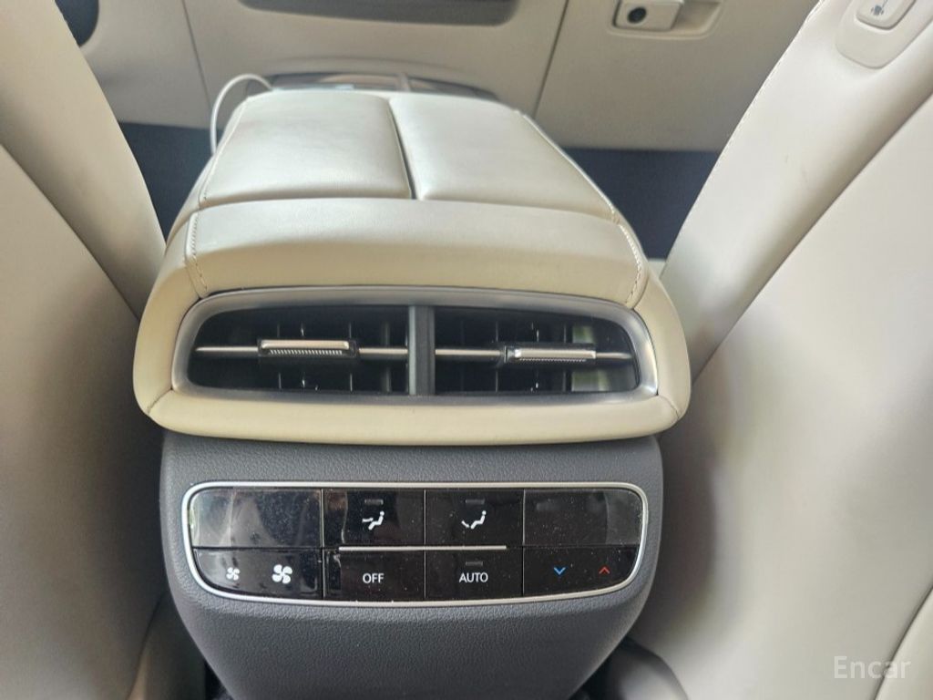 Genesis G80 (RG3) Gasoline 2.5 Turbo AWD 2022