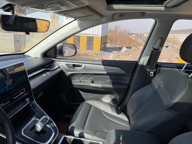 Haval M6 2021 PLUS 1.5T DCT Luxury Connected