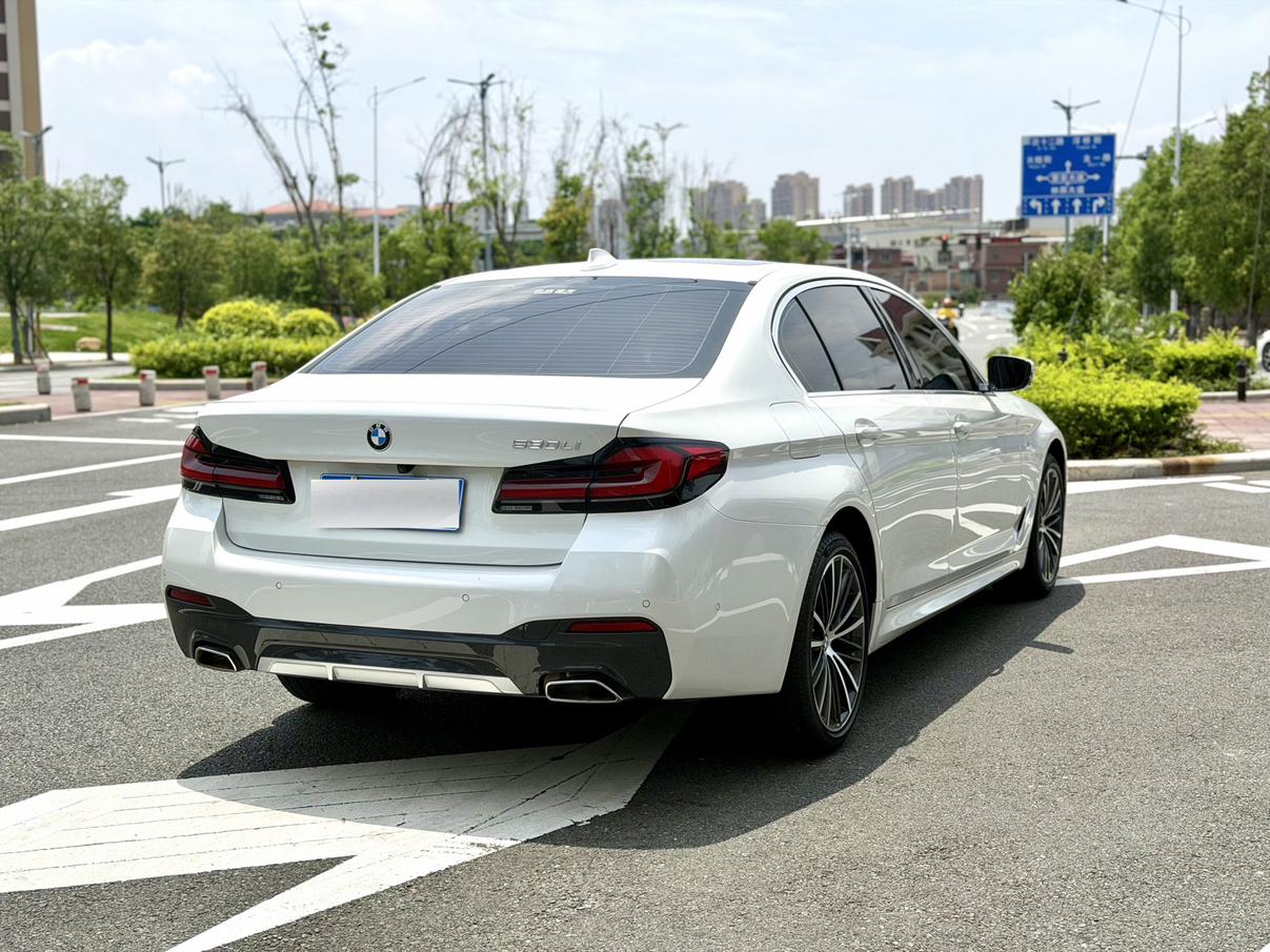 BMW 5 Series 2022 530Li Leading M Sport Package