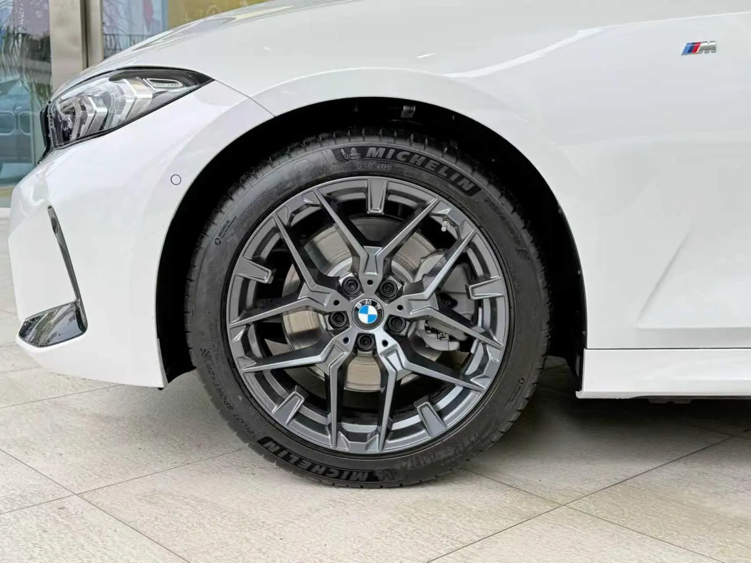 BMW 3 Series 2025 330i M Sport Shadow Night Package
