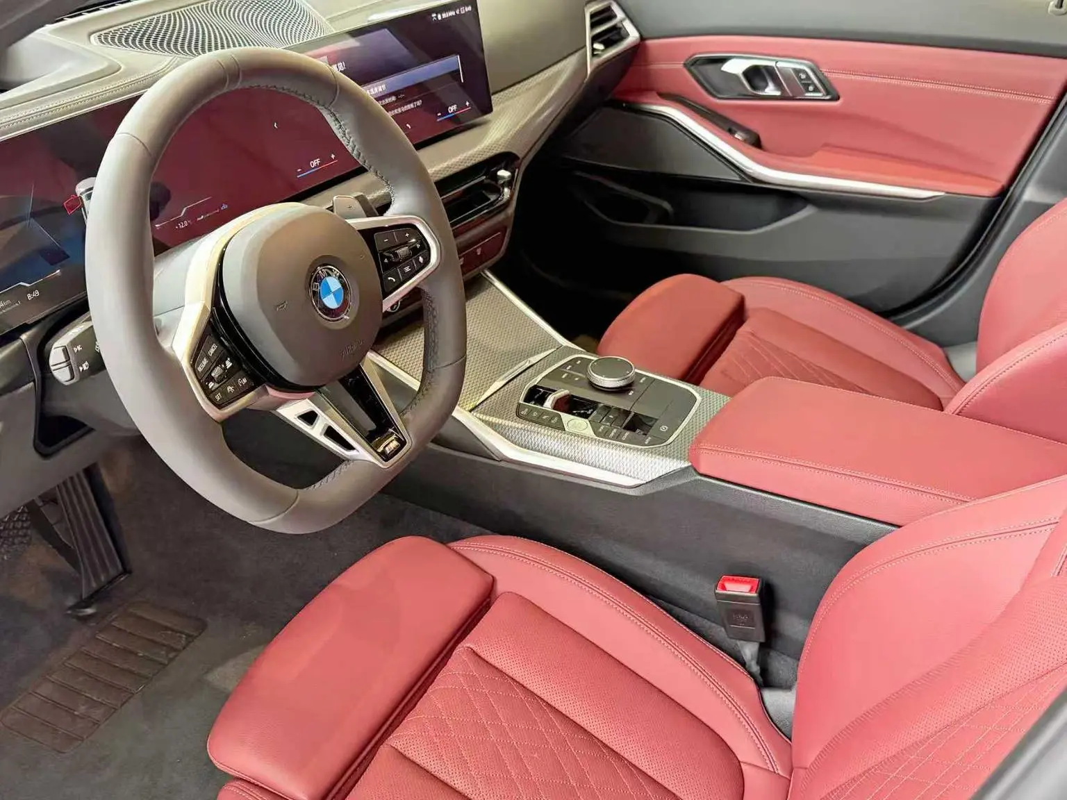 BMW 3 Series 2025 330i M Sport Shadow Night Package