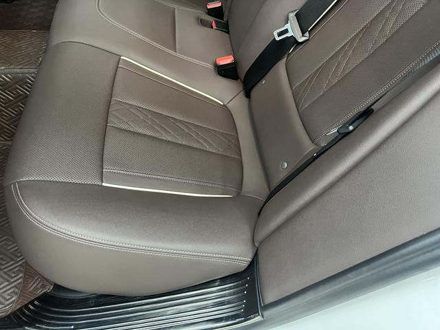 BMW 5 Series 2021 530Li Leading Luxury Package