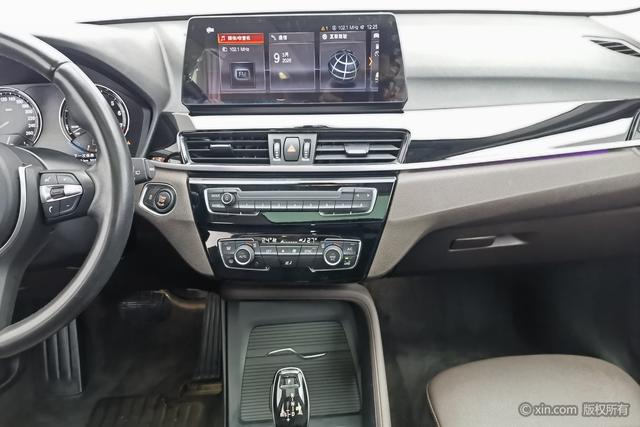 BMW X1 2021 Facelift sDrive25Li Leading
