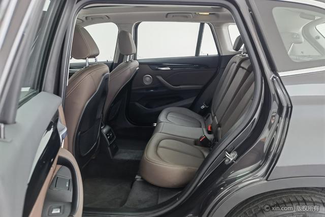 BMW X1 2021 Facelift sDrive25Li Leading