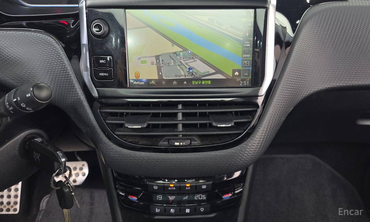 Peugeot 2008 1.6 BlueHDi Pelin 2017