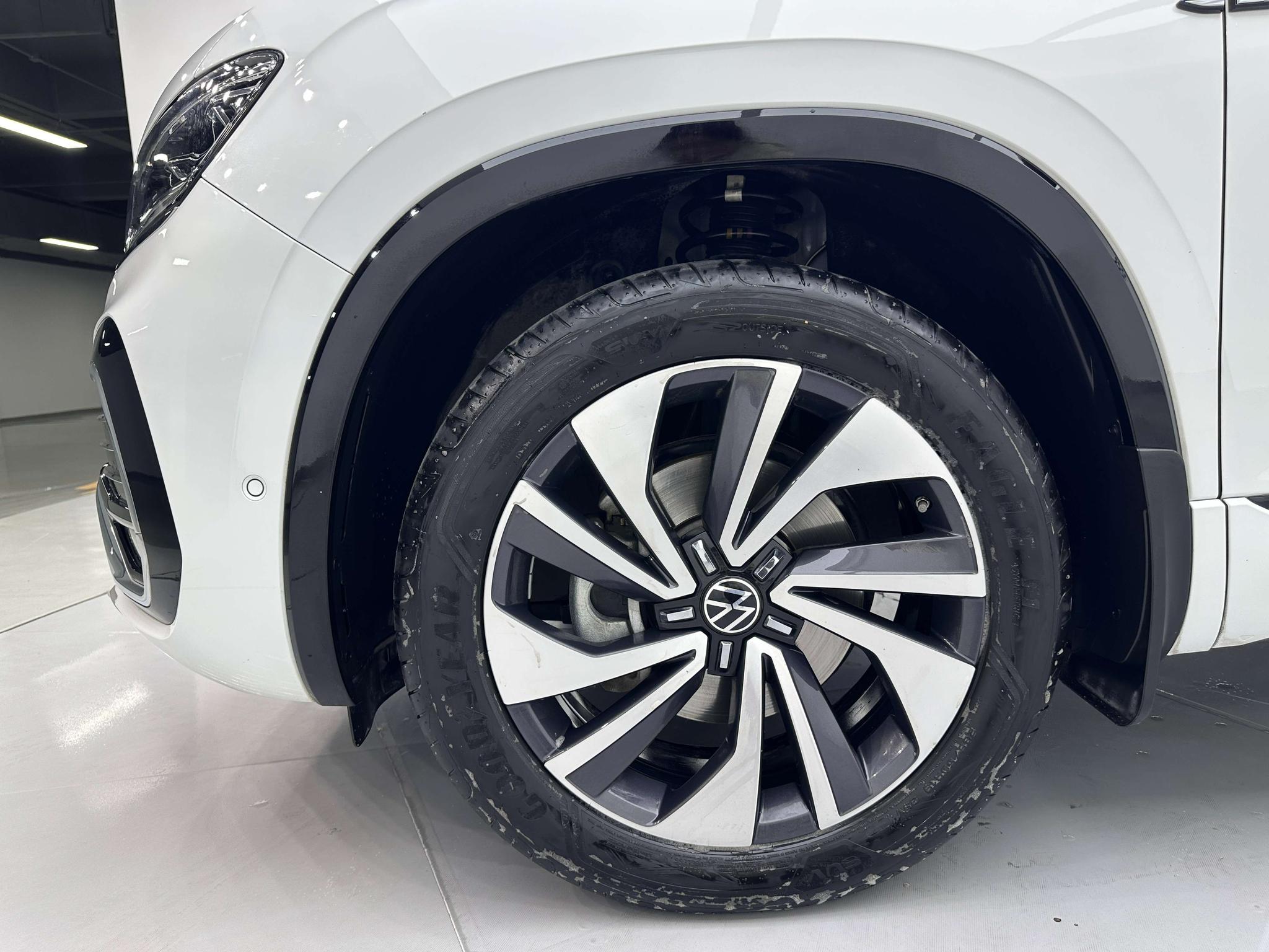 Volkswagen Tayron X 2020 380TSI 4WD Smart Connected