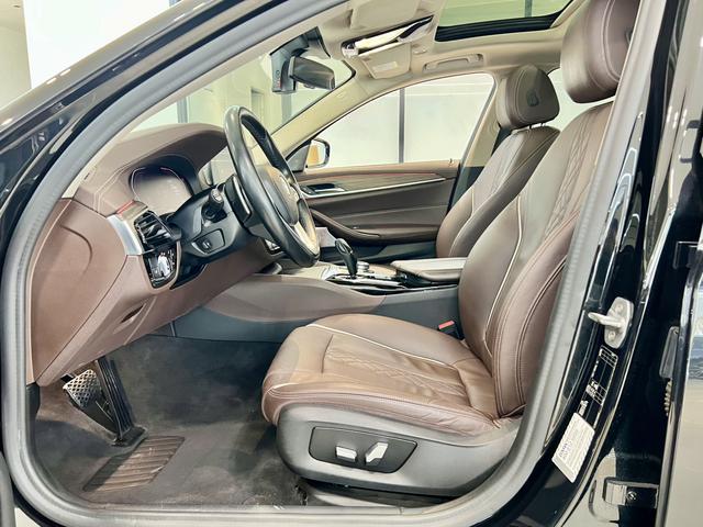 BMW 5 Series 2020 530Li Leading Luxury Package