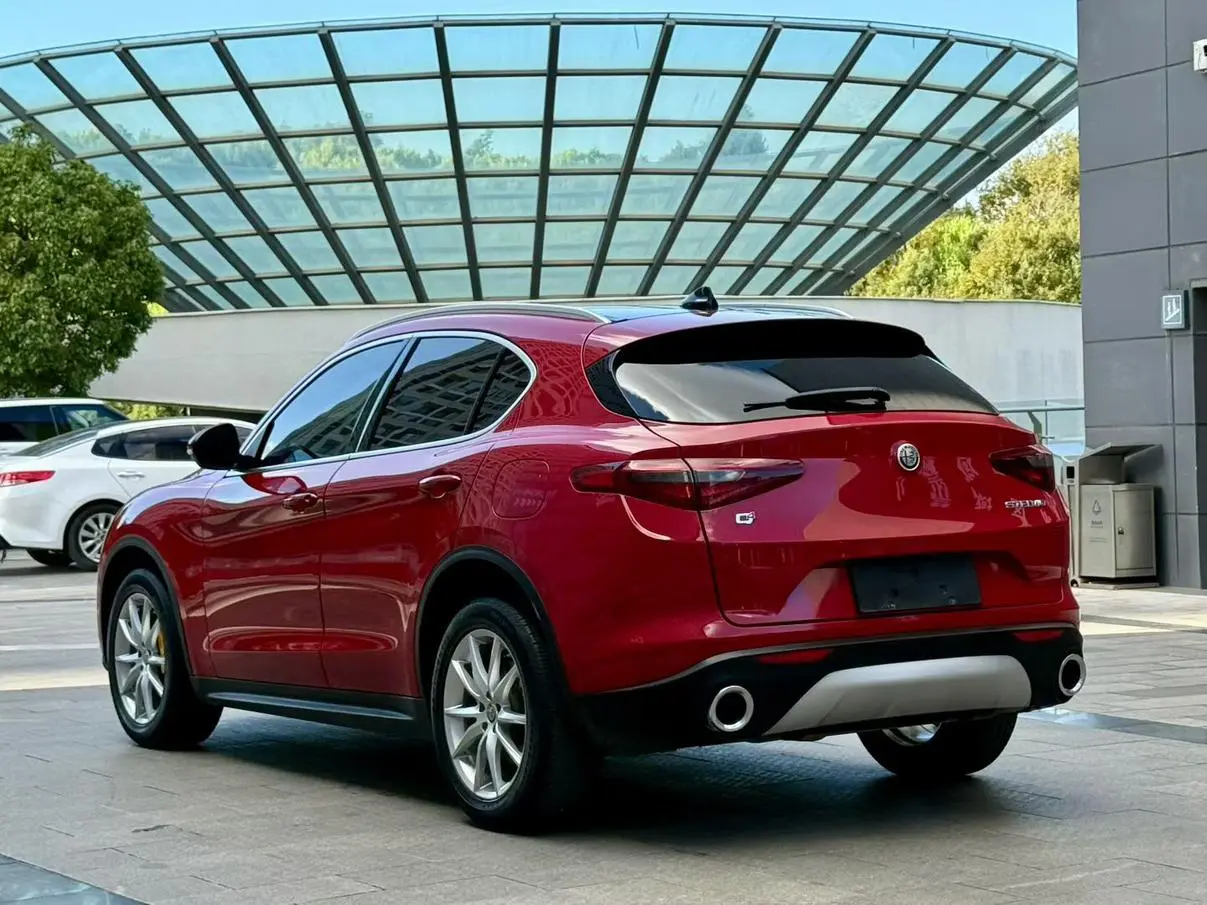 Alpha Stelvio 2020 2.0T 280HP Luxury