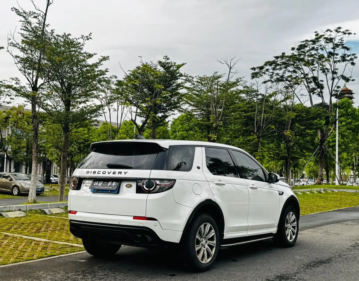 Land Rover Discovery Sport 2018 240PS SE