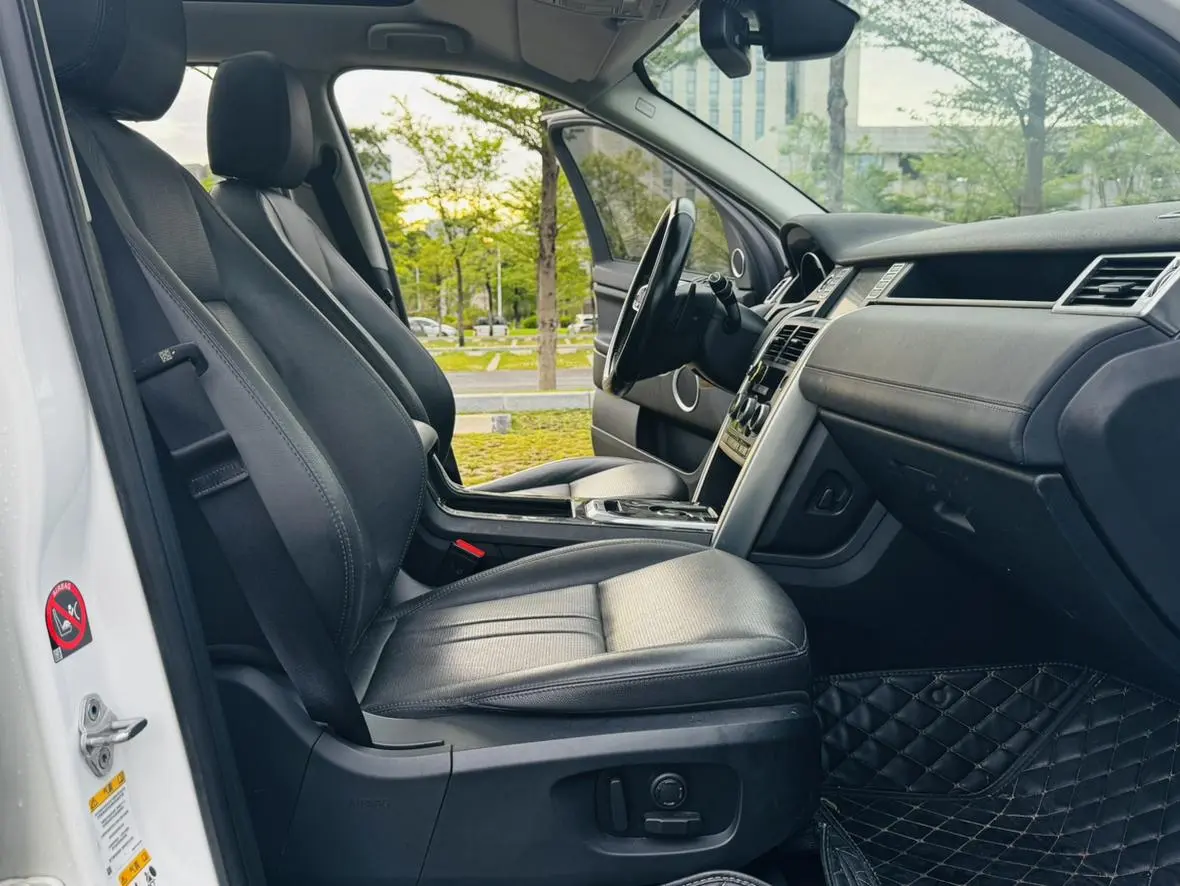 Land Rover Discovery Sport 2018 240PS SE