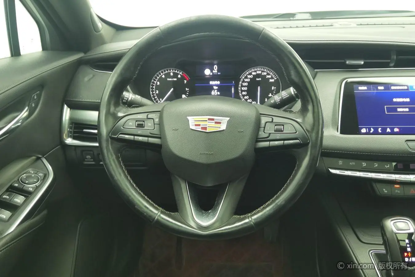 Cadillac XT4 2018 28T 2WD Leading