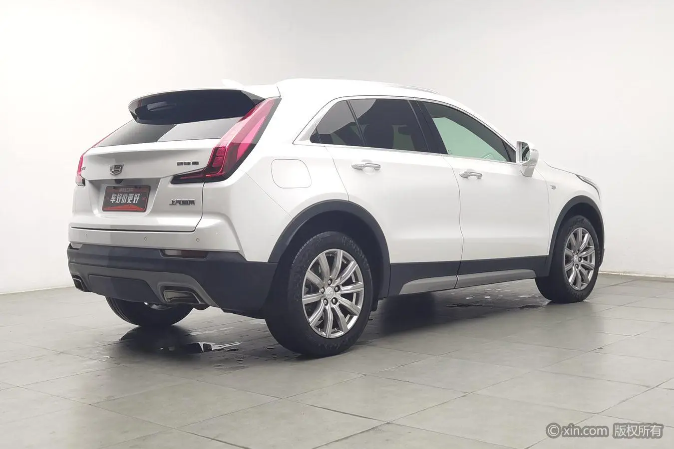 Cadillac XT4 2018 28T 2WD Leading