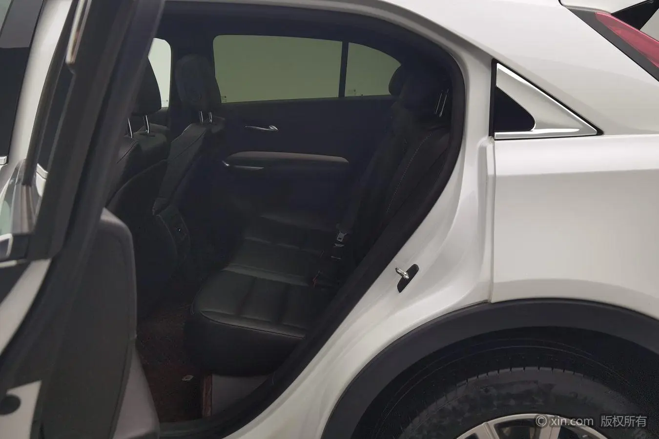 Cadillac XT4 2018 28T 2WD Leading
