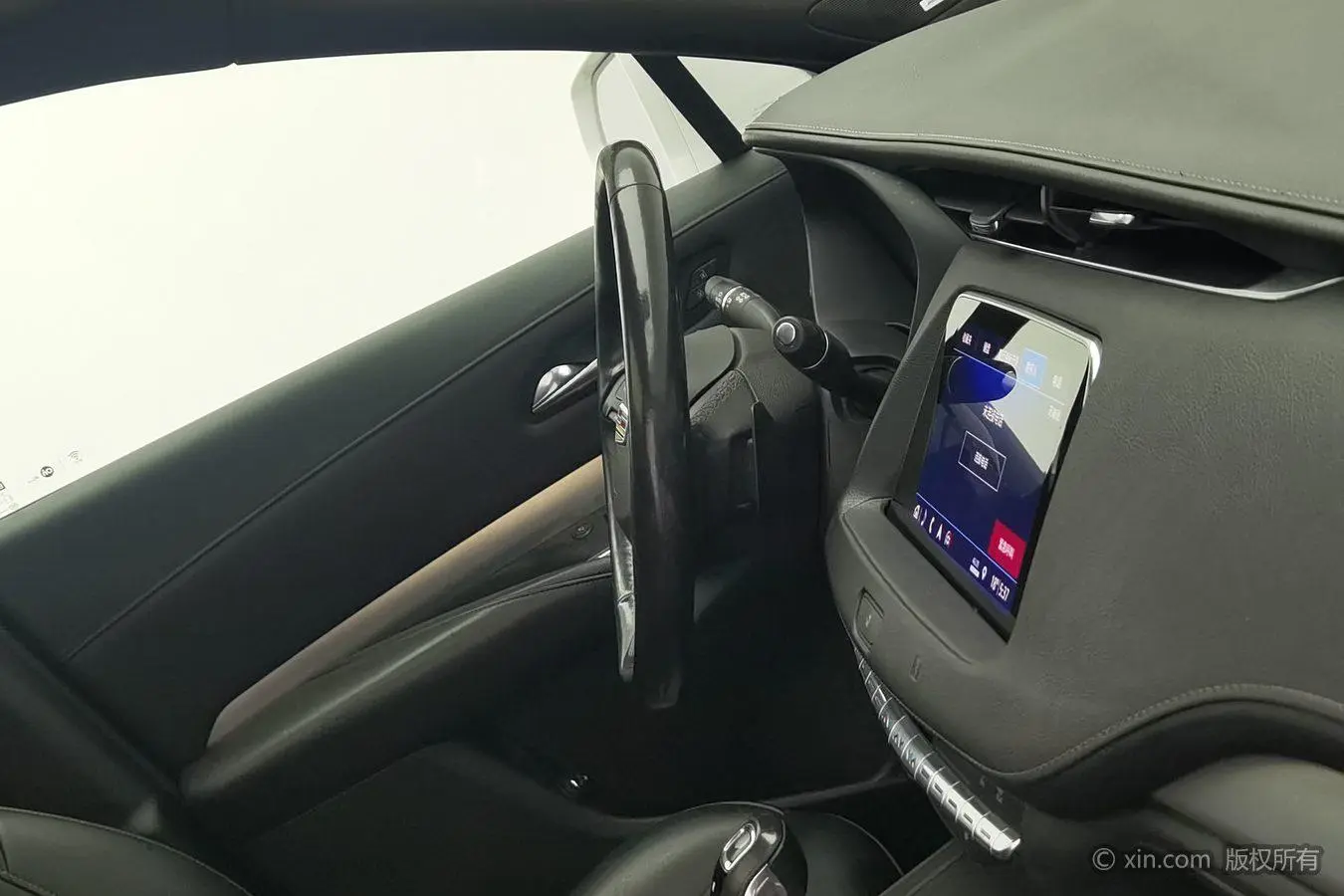 Cadillac XT4 2018 28T 2WD Leading