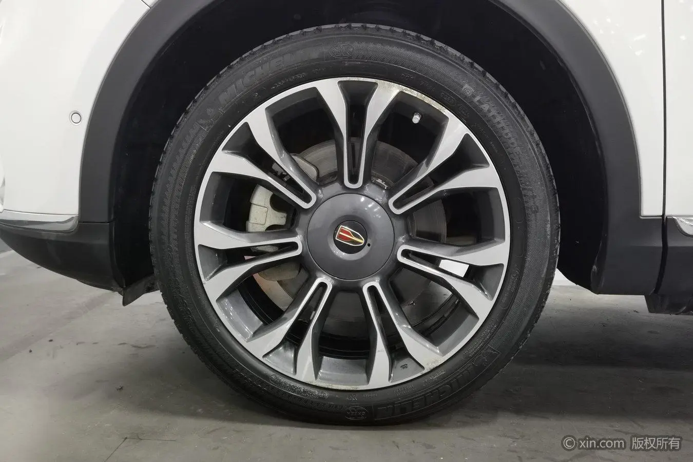 Hongqi HS5 2019 2.0T Smart Connected 4WD