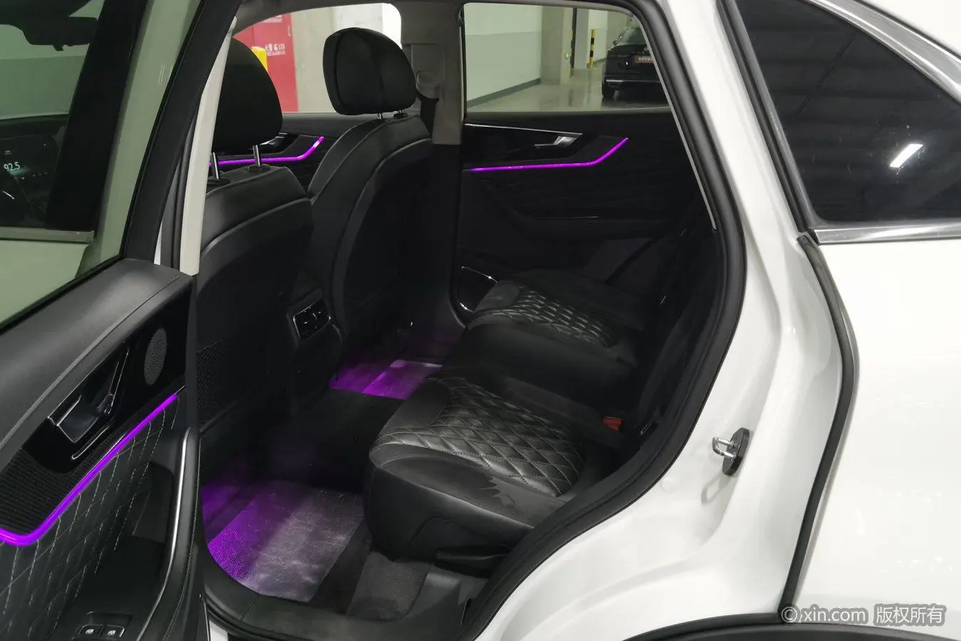 Hongqi HS5 2019 2.0T Smart Connected 4WD