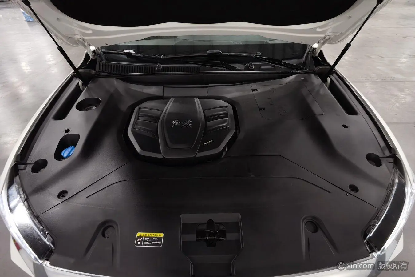 Hongqi HS5 2019 2.0T Smart Connected 4WD