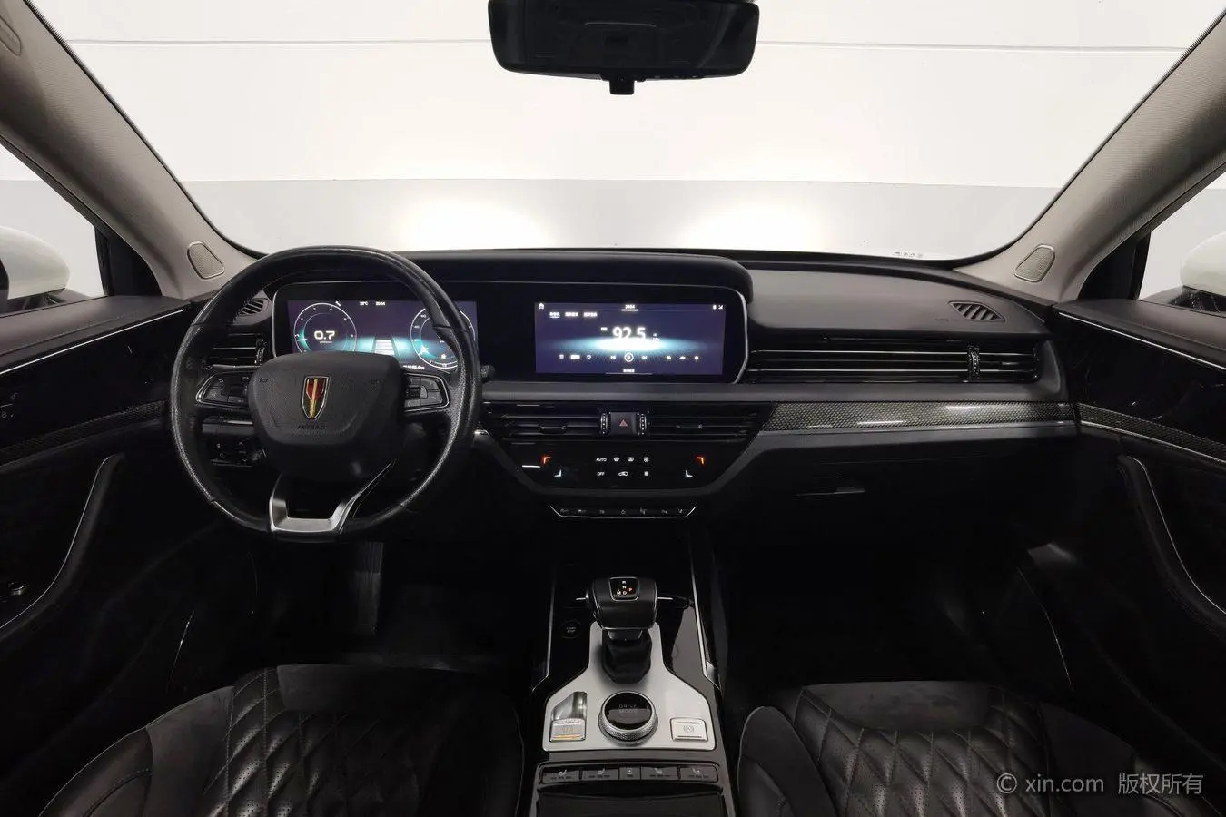 Hongqi HS5 2019 2.0T Smart Connected 4WD
