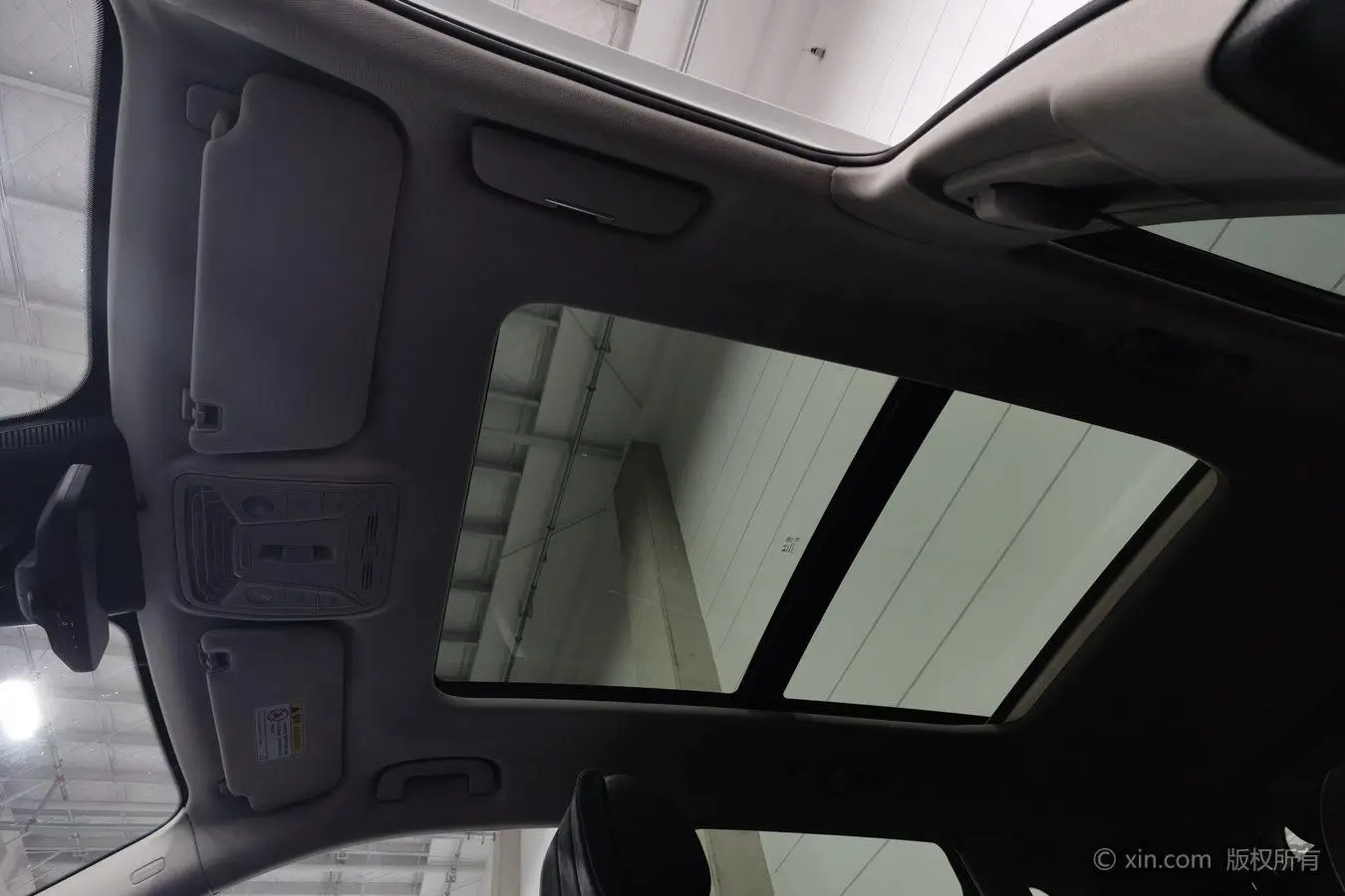 Hongqi HS5 2019 2.0T Smart Connected 4WD