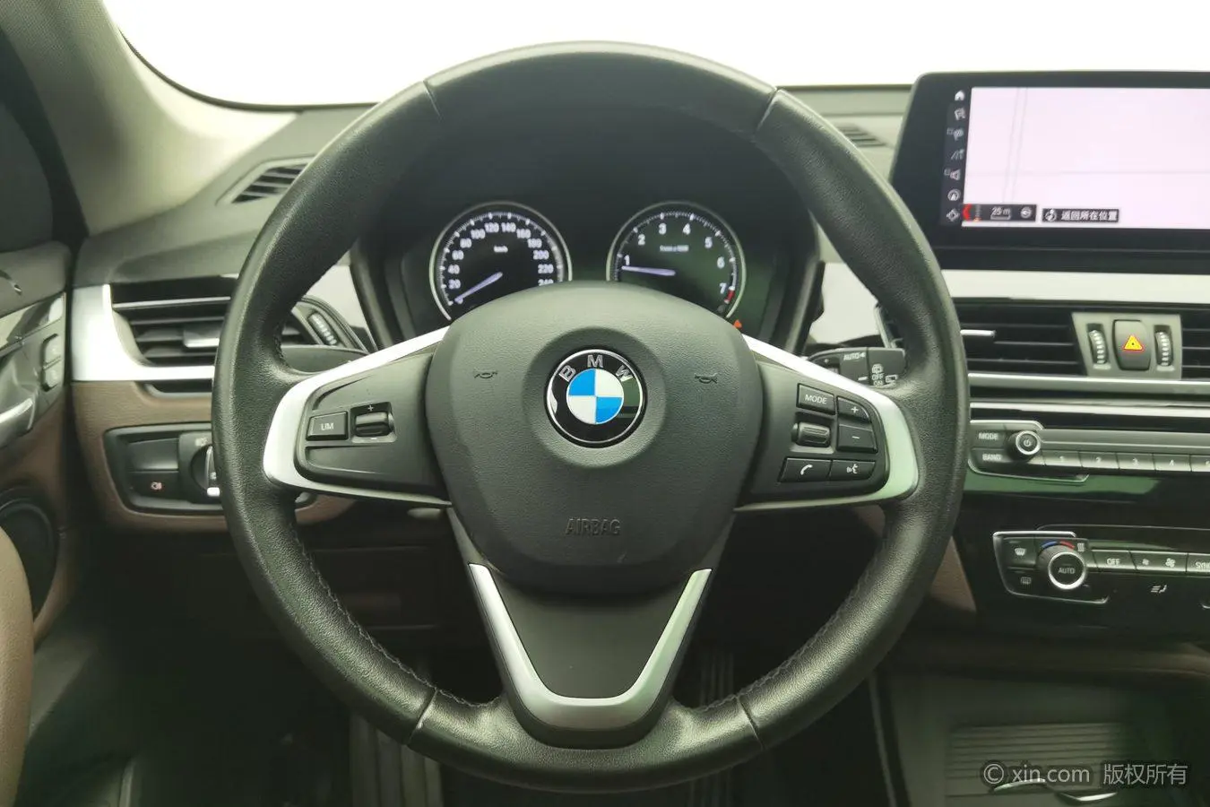 BMW X1 2020 sDrive25Li Leading