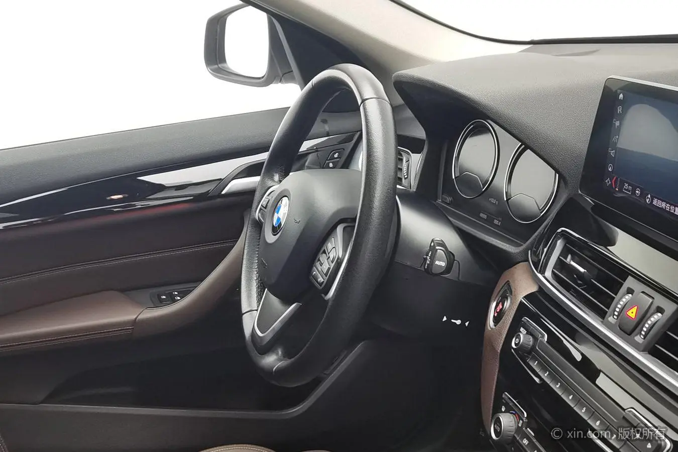 BMW X1 2020 sDrive25Li Leading