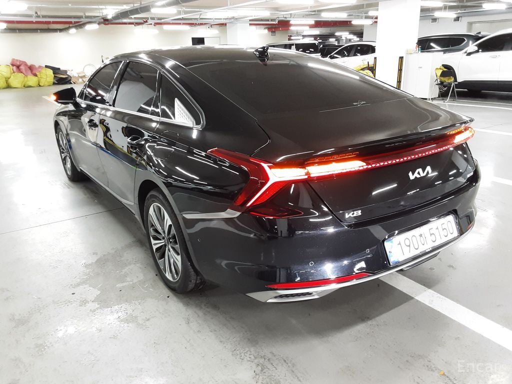 Kia K8 Hybrid Signature 2023