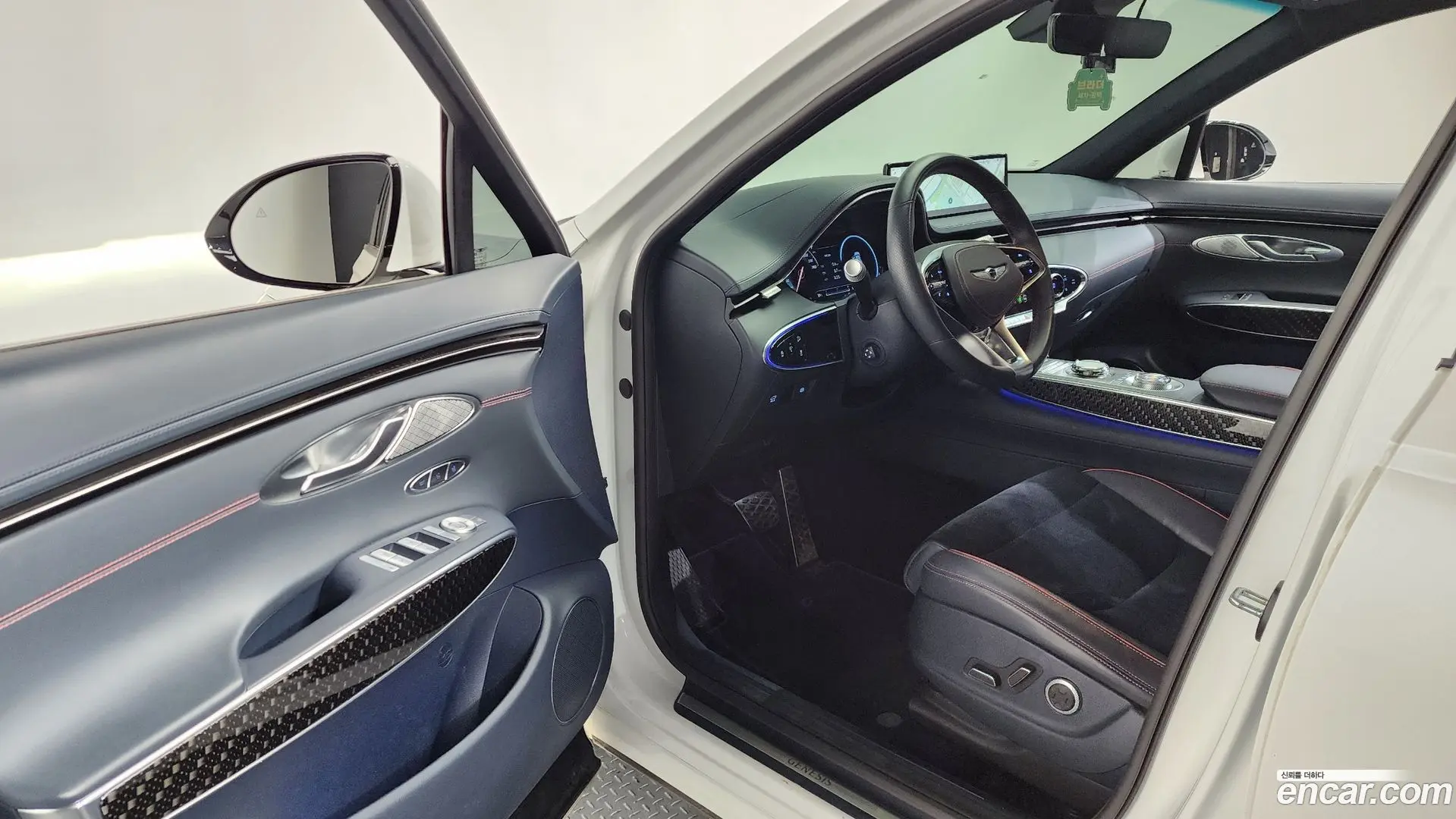 Genesis GV70 2.5T Gasoline 2WD