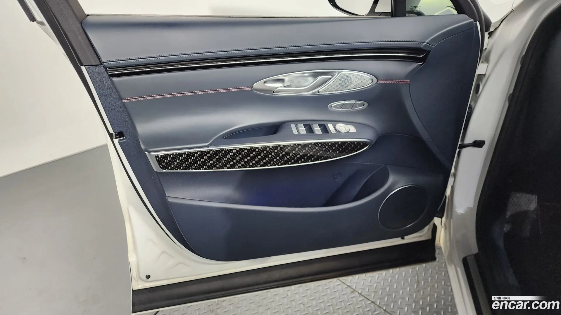 Genesis GV70 2.5T Gasoline 2WD
