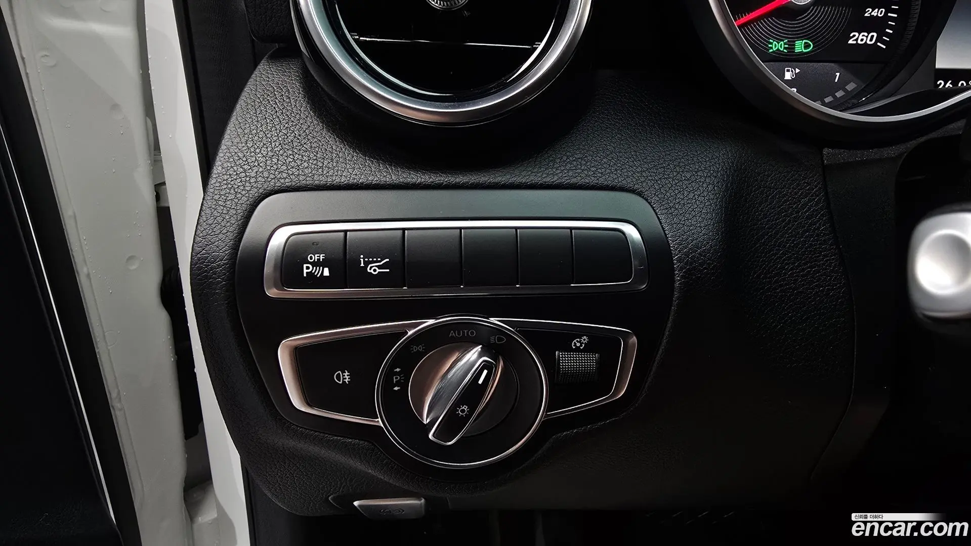 Mercedes-Benz C-Class C220 d Avantgarde 2016