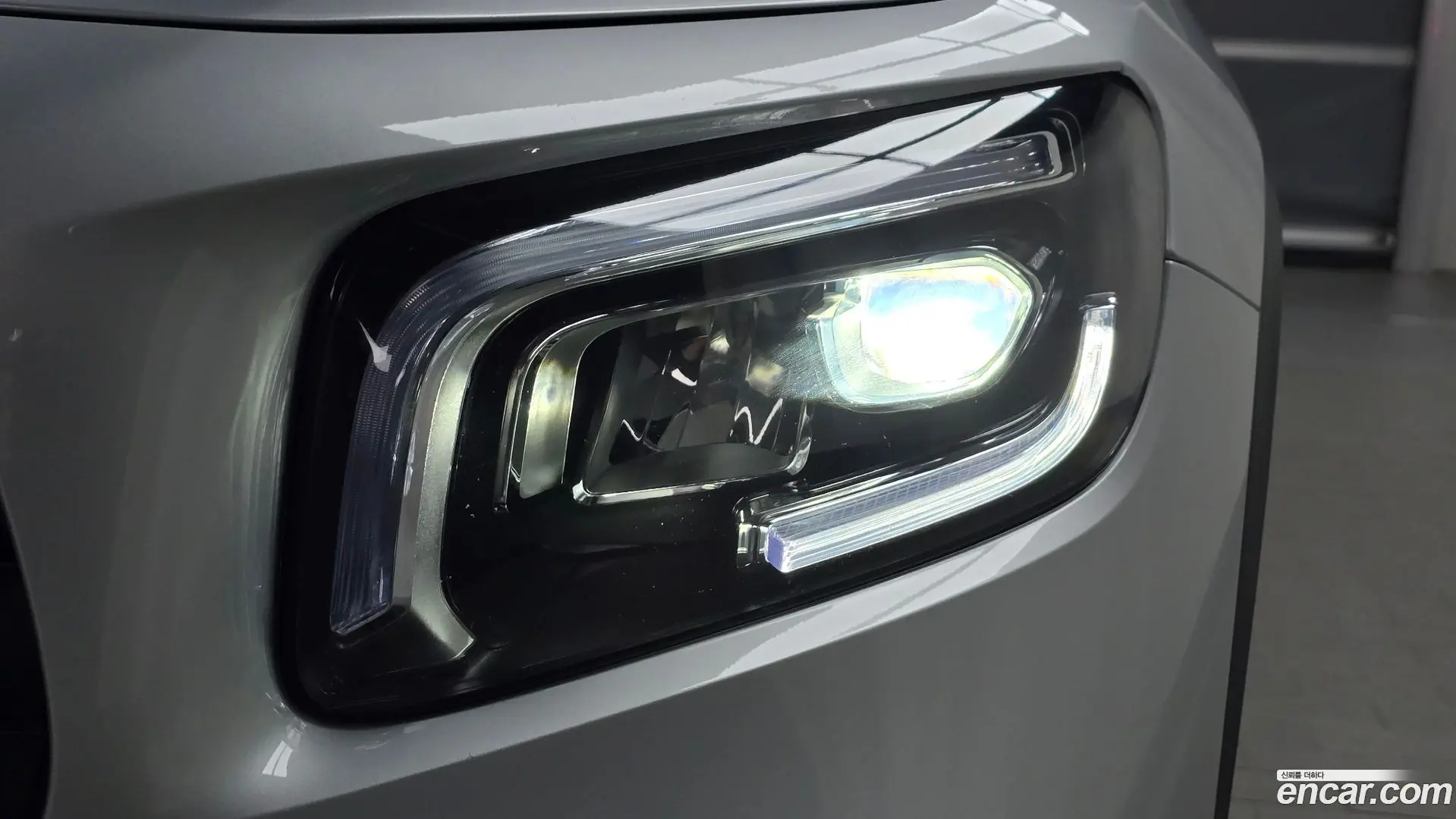 Mercedes-Benz GLB-Class AMG GLB35 4MATIC 2019