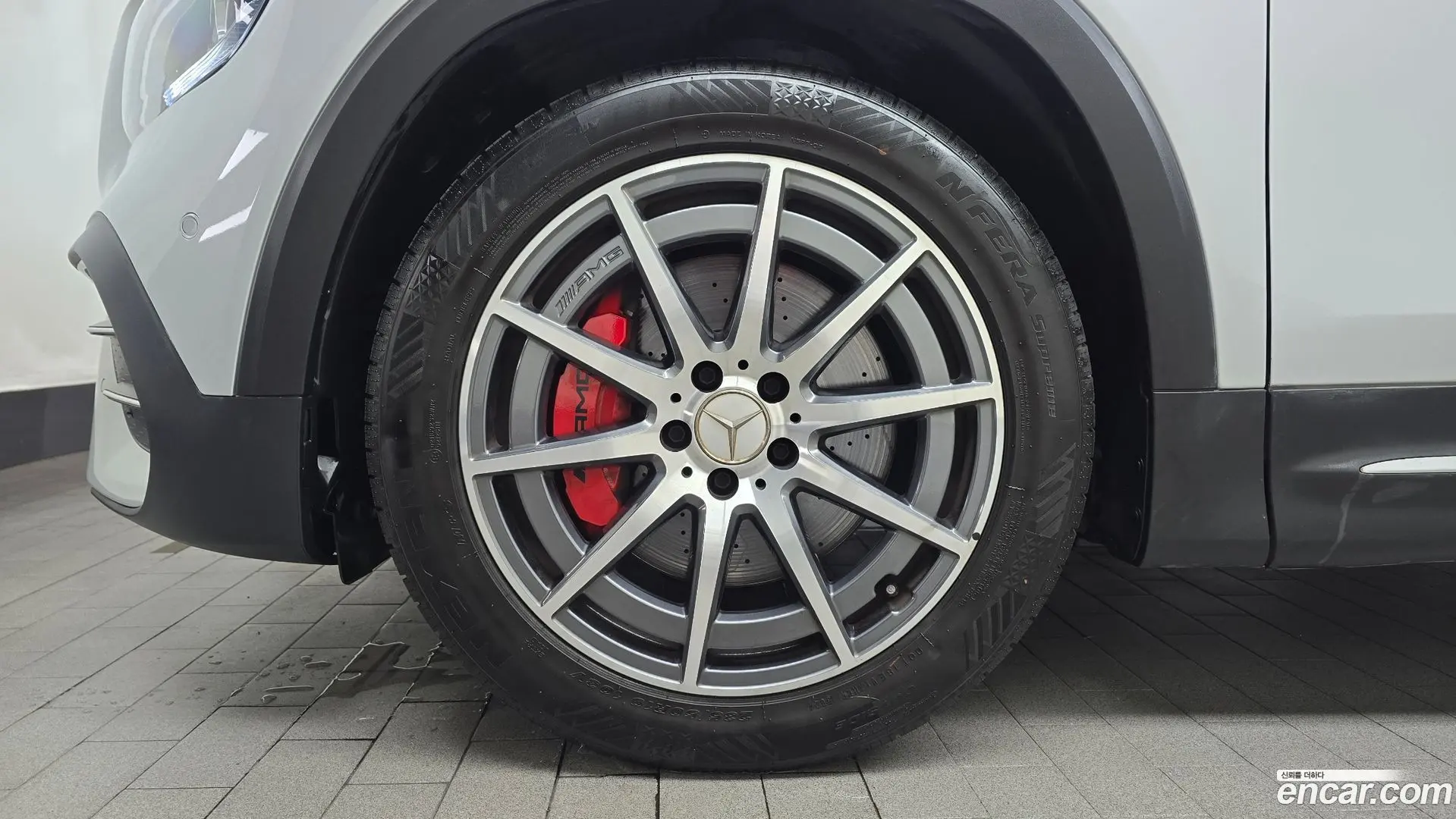 Mercedes-Benz GLB-Class AMG GLB35 4MATIC 2019