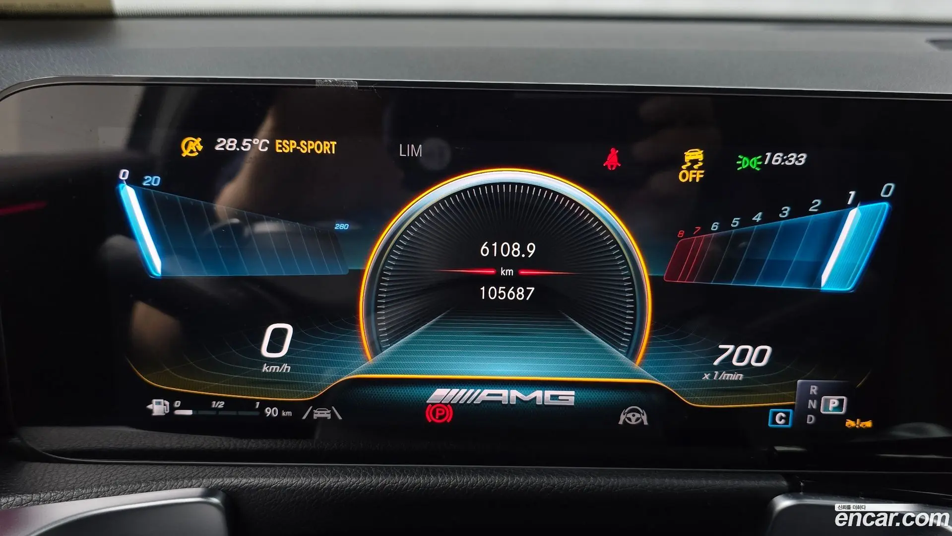 Mercedes-Benz GLB-Class AMG GLB35 4MATIC 2019