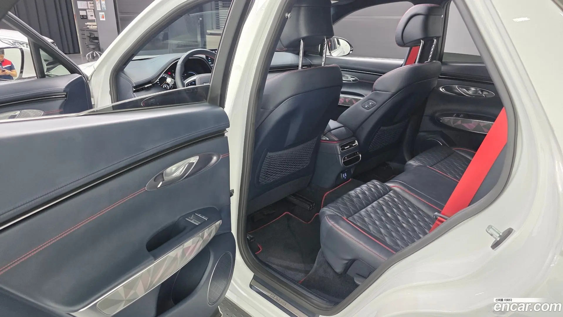 Genesis GV70 2.5T Gasoline 2WD