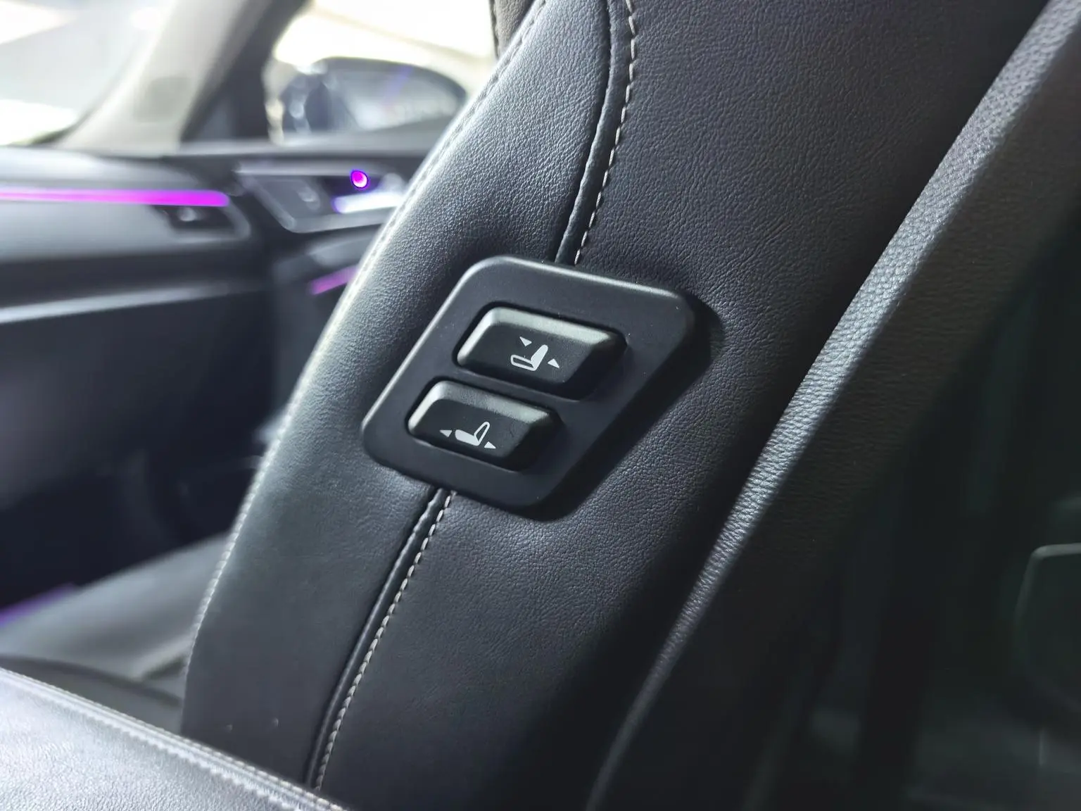 Hongqi H5 Classic 2019 30TD Smart Connected Elegance Dynamic
