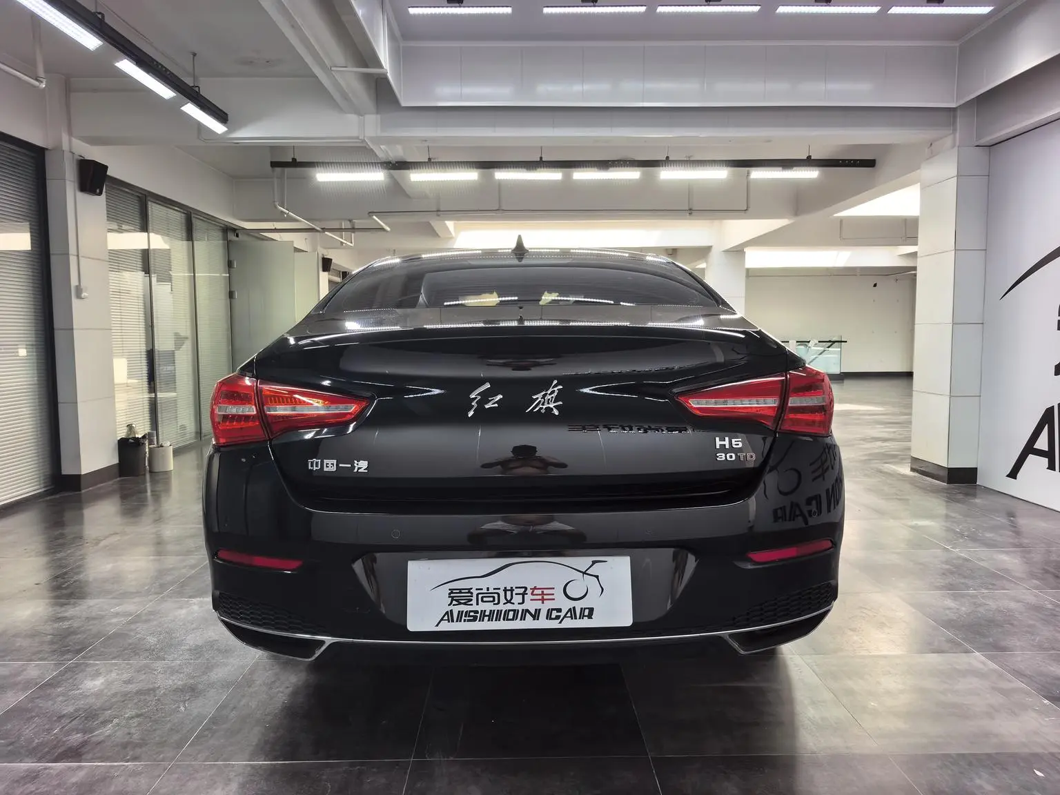 Hongqi H5 Classic 2019 30TD Smart Connected Elegance Dynamic