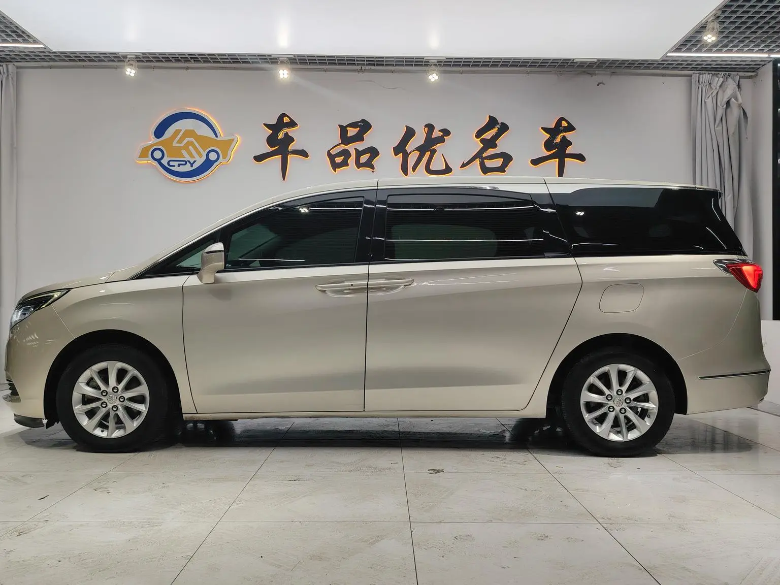 Buick GL8 2018 28T Comfort China VI