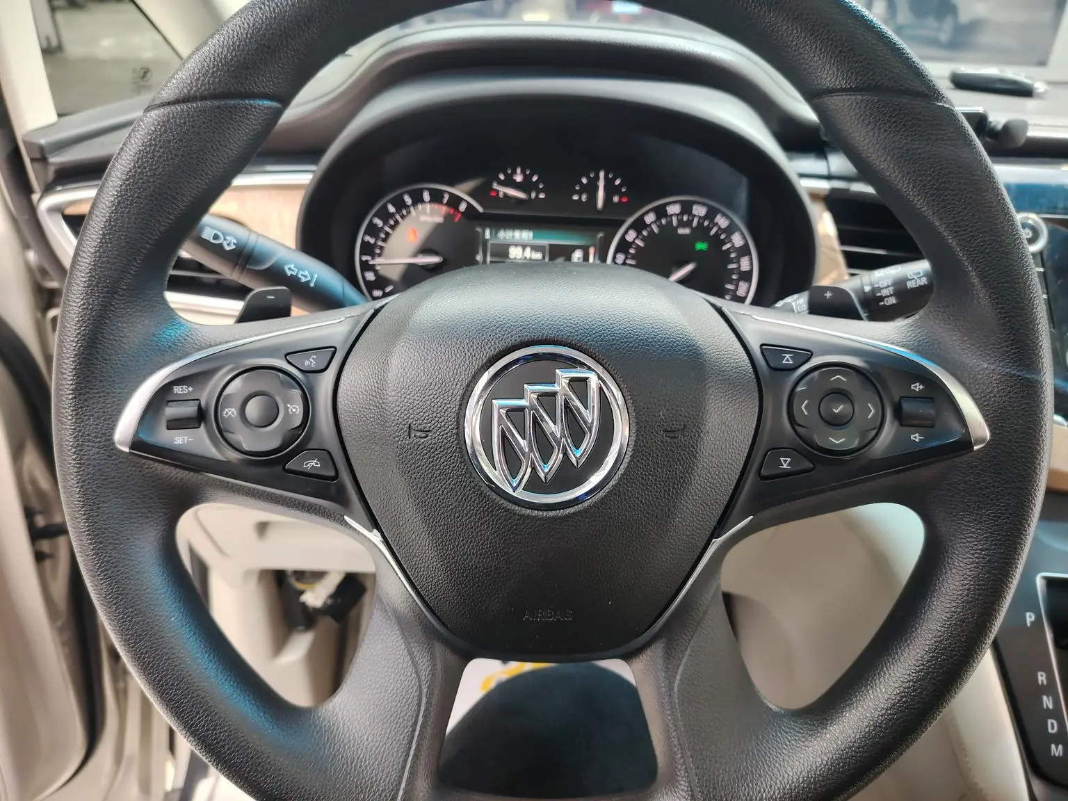 Buick GL8 2018 28T Comfort China VI