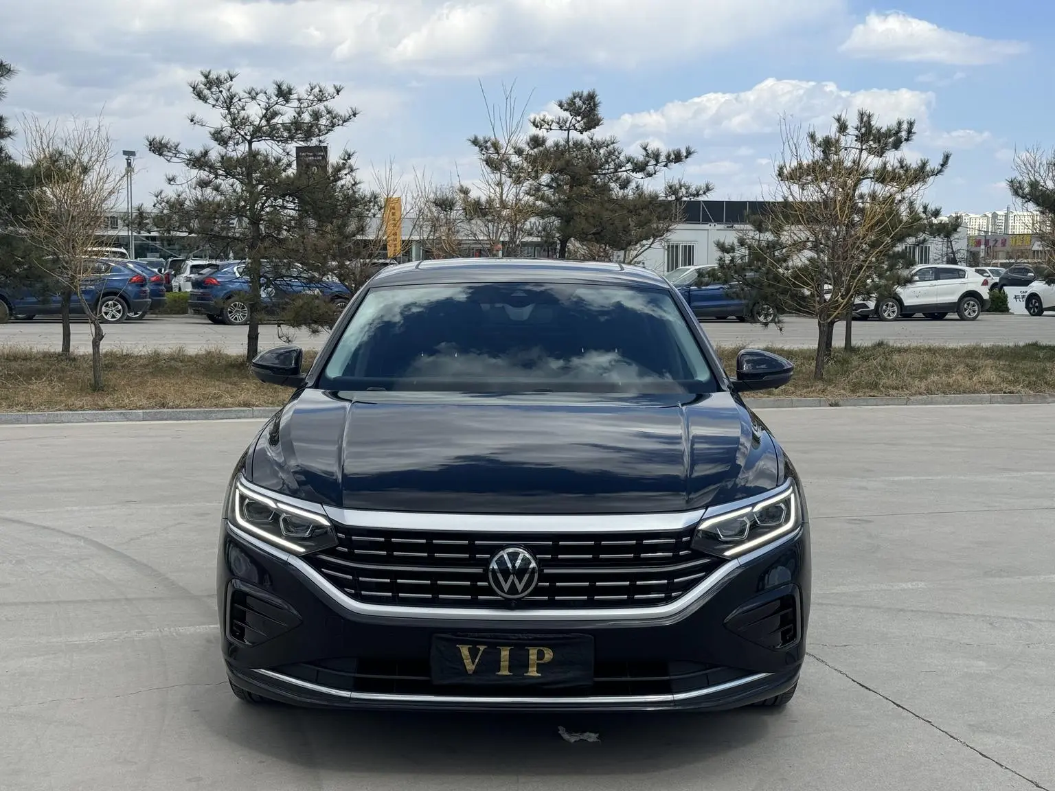 Volkswagen Passat 2023 330TSI Luxury